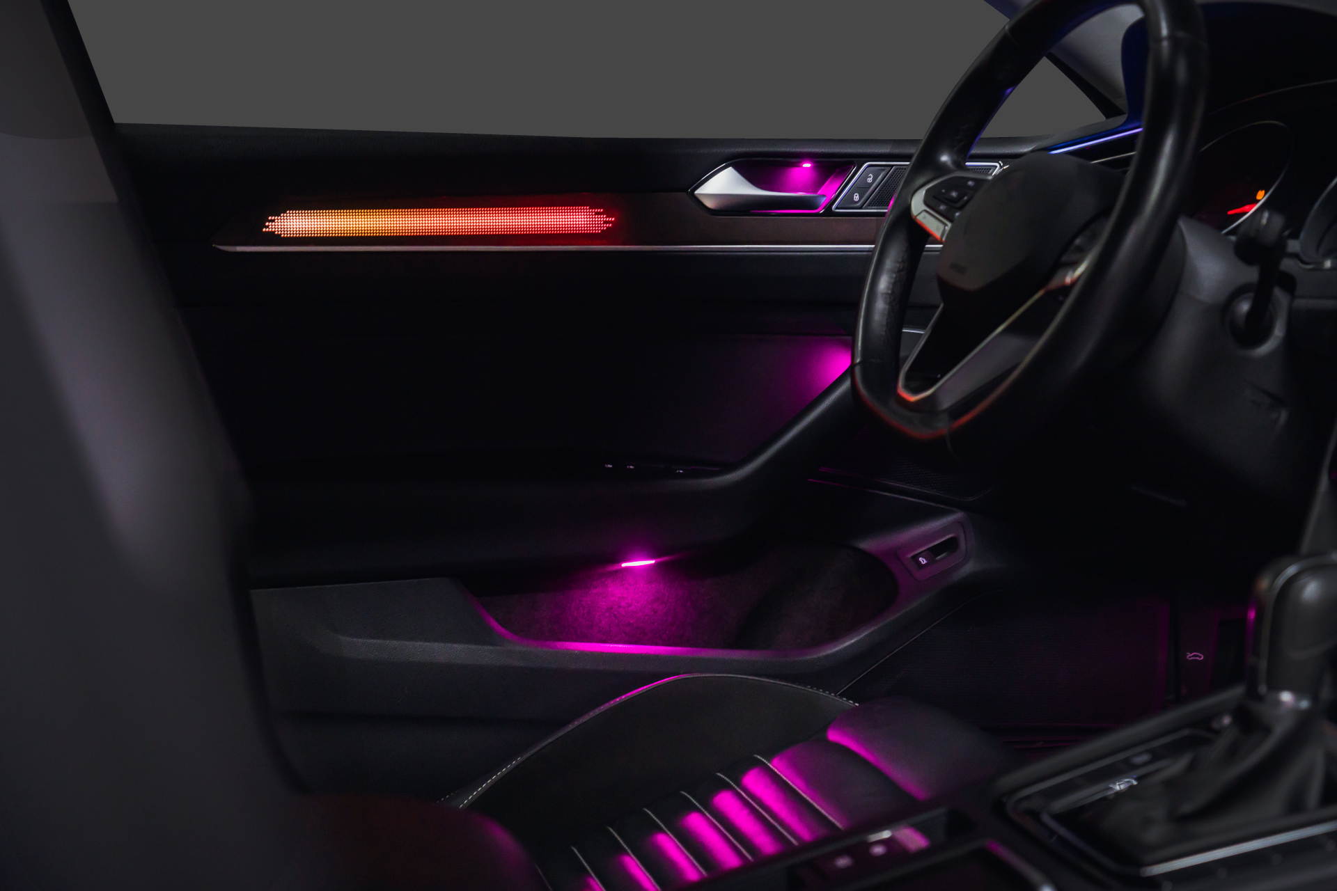 Volkswagen Passat B8 Karbon Fiber Ambiyans Aydınlatma Seti RGB 64 Renk İç Mekan Işık Paketi